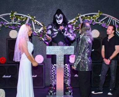 Rock ‘n Roll Wedding Officiants: Finding the Perfect Match for Your Ceremony